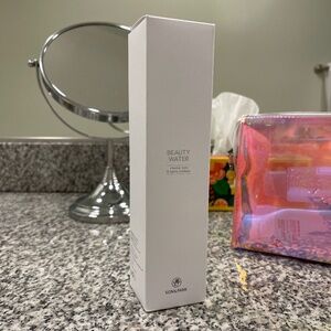 NEW IN BOX Son & Park Beauty Water